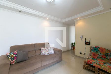 Sala de apartamento à venda com 3 quartos, 67m² em Conjunto Habitacional A. E. Carvalho, São Paulo