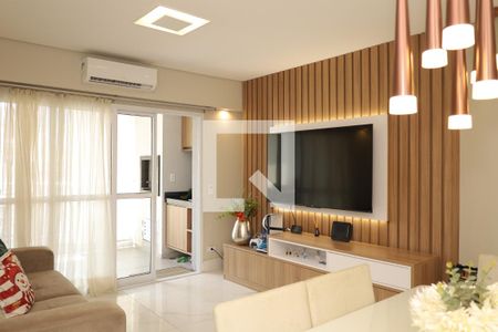 Sala de apartamento à venda com 2 quartos, 68m² em Vila Jacuí, São Paulo