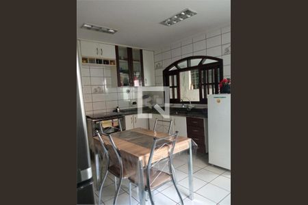 Casa à venda com 3 quartos, 130m² em Jardim Moreira, Guarulhos