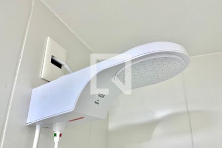 Banheiro de kitnet/studio para alugar com 1 quarto, 25m² em Vila Clementino, São Paulo