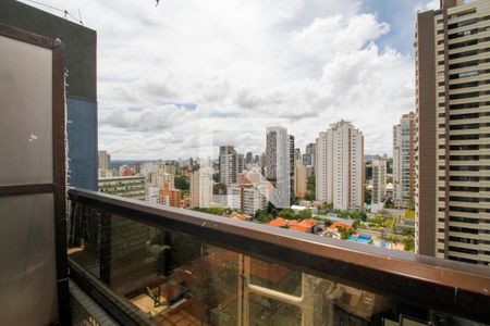 Varanda e Vista da Sala de Estar e Jantar de apartamento para alugar com 2 quartos, 84m² em Jardim Paulista, São Paulo