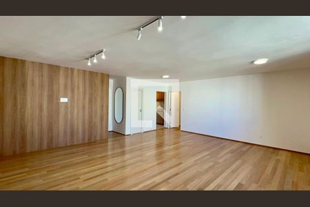 Sala de apartamento à venda com 3 quartos, 134m² em Cerqueira César, São Paulo