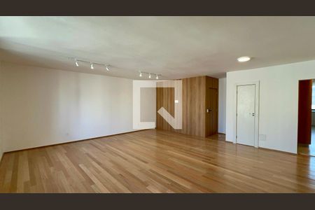 Sala de apartamento à venda com 3 quartos, 134m² em Cerqueira César, São Paulo
