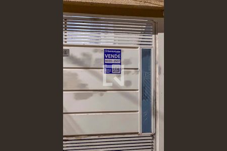 Placa  de apartamento à venda com 2 quartos, 50m² em Vila Santo Alberto, Santo André