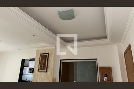 Sala de apartamento para alugar com 3 quartos, 70m² em Vila Tupi, Praia Grande