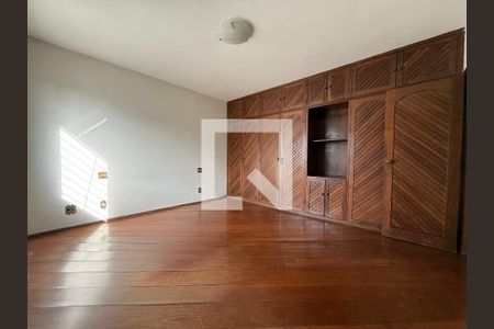 Apartamento à venda com 4 quartos, 420m² em Grajaú, Belo Horizonte