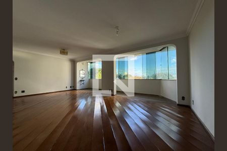 Apartamento à venda com 4 quartos, 420m² em Grajaú, Belo Horizonte