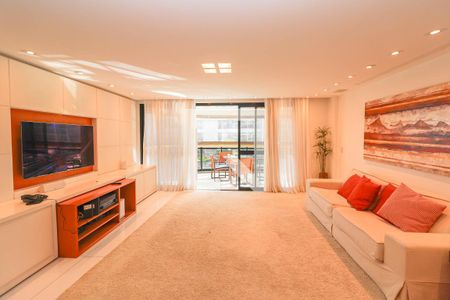 Sala de apartamento à venda com 5 quartos, 280m² em Barra da Tijuca, Rio de Janeiro