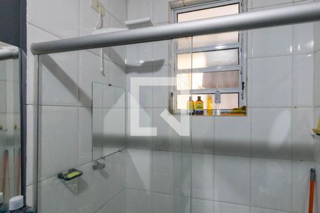 Banheiro de apartamento para alugar com 2 quartos, 70m² em República, São Paulo