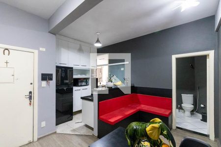 Sala de apartamento para alugar com 2 quartos, 70m² em República, São Paulo