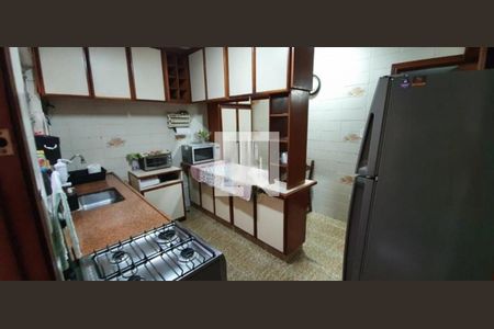Casa à venda com 3 quartos, 131m² em Parque Jabaquara, São Paulo