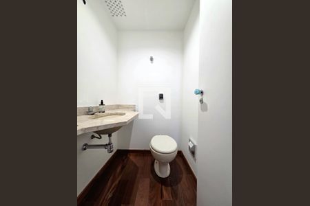 Lavabo de apartamento à venda com 2 quartos, 156m² em Vila Nova Conceição, São Paulo