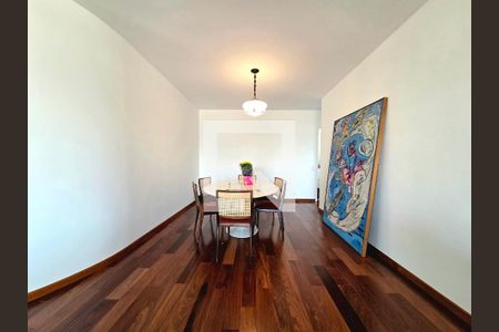 Sala de apartamento à venda com 2 quartos, 156m² em Vila Nova Conceição, São Paulo