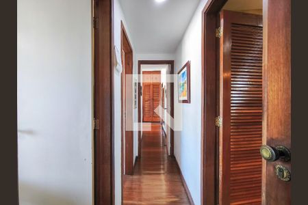 Corredor de apartamento à venda com 3 quartos, 149m² em Maracanã, Rio de Janeiro