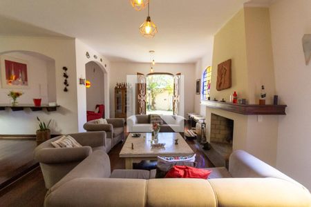 Sala de casa à venda com 5 quartos, 450m² em Vila Elvira, São Paulo