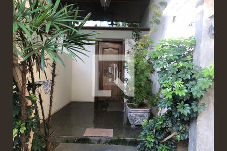 Casa à venda com 4 quartos, 550m² em Jardim Guedala, São Paulo