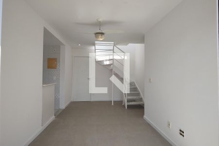 Sala de apartamento para alugar com 4 quartos, 108m² em Pechincha, Rio de Janeiro