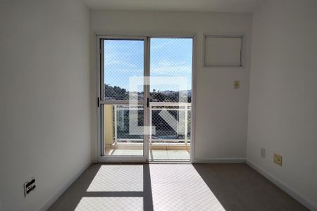Sala de apartamento para alugar com 4 quartos, 108m² em Pechincha, Rio de Janeiro