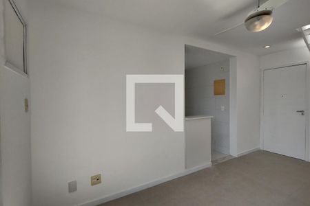 Sala de apartamento para alugar com 4 quartos, 108m² em Pechincha, Rio de Janeiro