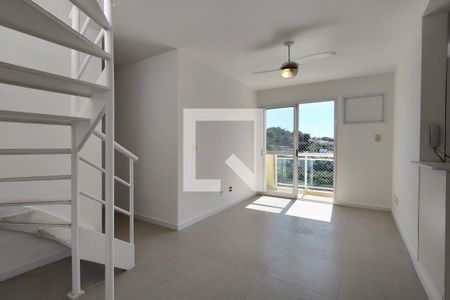 Sala de apartamento para alugar com 4 quartos, 108m² em Pechincha, Rio de Janeiro