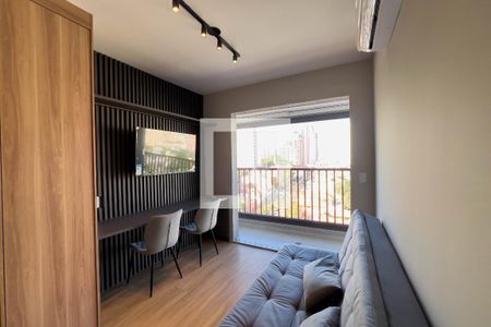 Sala e cozinha de apartamento à venda com 1 quarto, 33m² em Vila Mariana, São Paulo