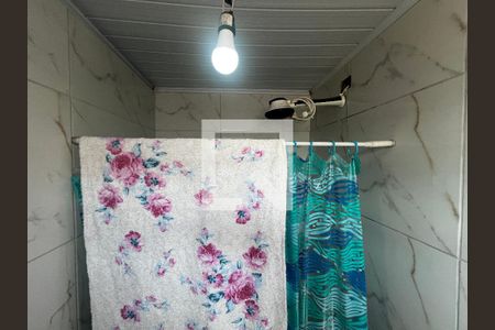 Banheiro da Suíte de casa à venda com 2 quartos, 60m² em Vila Espanhola, São Paulo