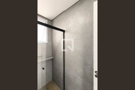 Banheiro de apartamento à venda com 2 quartos, 61m² em Vila Rio Branco, Jundiaí