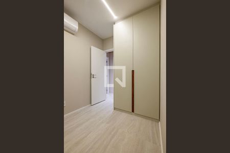 Quarto  de apartamento para alugar com 2 quartos, 78m² em Pinheiros, São Paulo