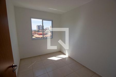 Quarto 1 de apartamento para alugar com 2 quartos, 48m² em Samambaia , Brasília