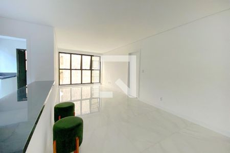 Sala de apartamento à venda com 3 quartos, 107m² em Funcionários, Belo Horizonte