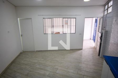 Sala/Cozinha de casa para alugar com 2 quartos, 60m² em Chácara Califórnia, São Paulo