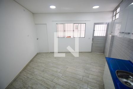 Sala/Cozinha de casa para alugar com 2 quartos, 60m² em Chácara Califórnia, São Paulo