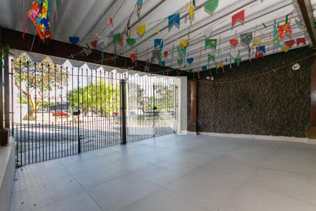 Garagem de casa à venda com 2 quartos, 130m² em Vila Matilde, São Paulo