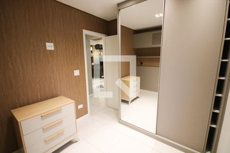 Quarto  de apartamento para alugar com 2 quartos, 65m² em Canto do Forte, Praia Grande