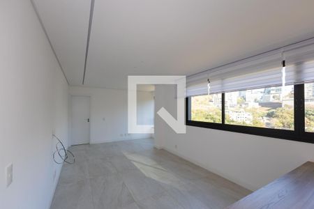 Sala de apartamento à venda com 2 quartos, 82m² em Vila das Flores, Nova Lima