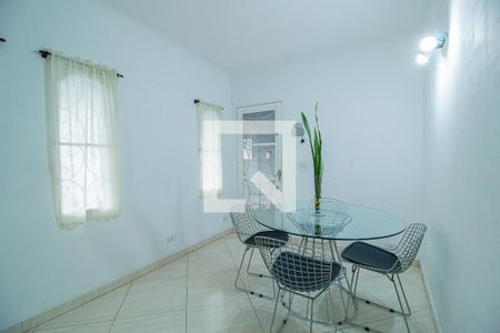 Casa à venda com 4 quartos, 205m² em Vila São José, São Paulo