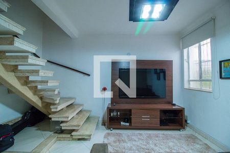 Casa à venda com 4 quartos, 205m² em Vila São José, São Paulo