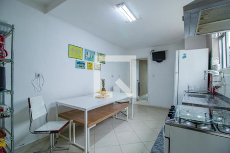 Casa à venda com 4 quartos, 205m² em Vila São José, São Paulo