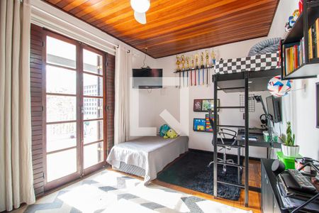 Casa à venda com 4 quartos, 205m² em Vila São José, São Paulo