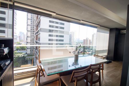 Varanda de apartamento para alugar com 2 quartos, 65m² em Cidade Monções, São Paulo