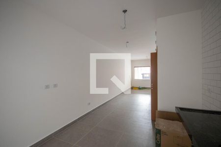 Sala/Cozinha de casa à venda com 3 quartos, 115m² em Vila Isolina Mazzei, São Paulo