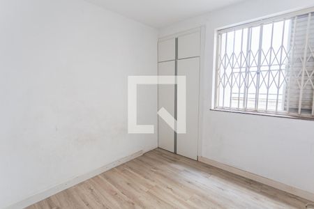 Quarto de apartamento à venda com 3 quartos, 156m² em Santo Antônio, Belo Horizonte