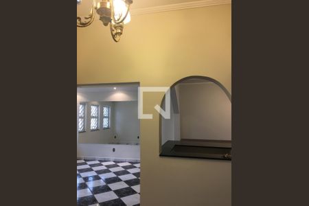 Casa à venda com 4 quartos, 312m² em Jardim Nova Europa, Campinas