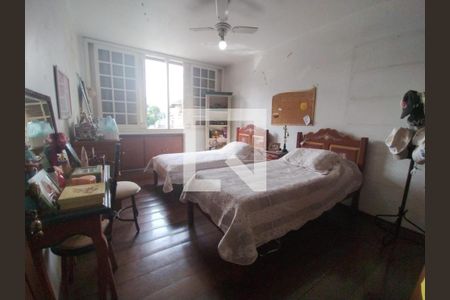 Casa à venda com 4 quartos, 430m² em Vila Brandina, Campinas