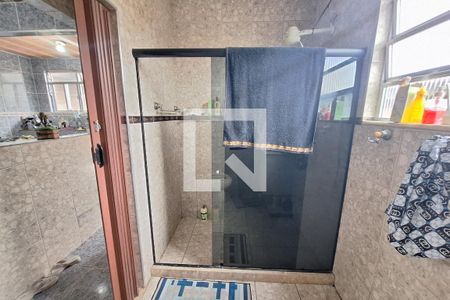 Banheiro de casa para alugar com 3 quartos, 120m² em Vila Urussai, Duque de Caxias