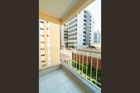 Sacada da Sala de apartamento para alugar com 3 quartos, 70m² em Vila da Saúde, São Paulo