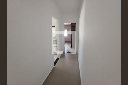 Corredor de casa à venda com 3 quartos, 225m² em Vila Osasco, Osasco