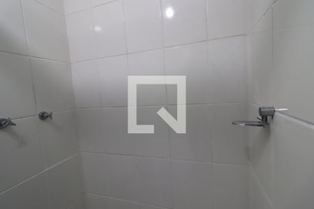 Banheiro de apartamento à venda com 2 quartos, 54m² em Vila Nova, Novo Hamburgo