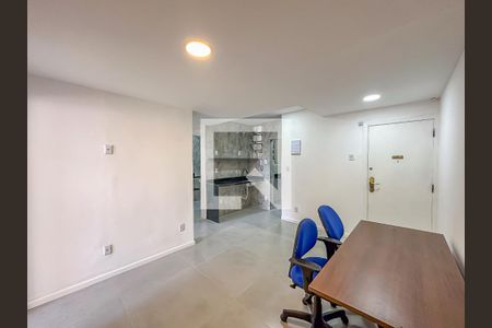 Sala de apartamento para alugar com 2 quartos, 49m² em Centro, Rio de Janeiro