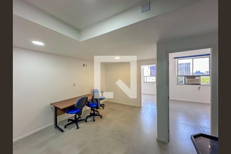 Sala de apartamento para alugar com 2 quartos, 49m² em Centro, Rio de Janeiro